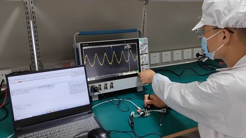 從校園到流水線 大學(xué)生團(tuán)隊(duì)研發(fā)“火眼”微芯片，革新電子材料制造